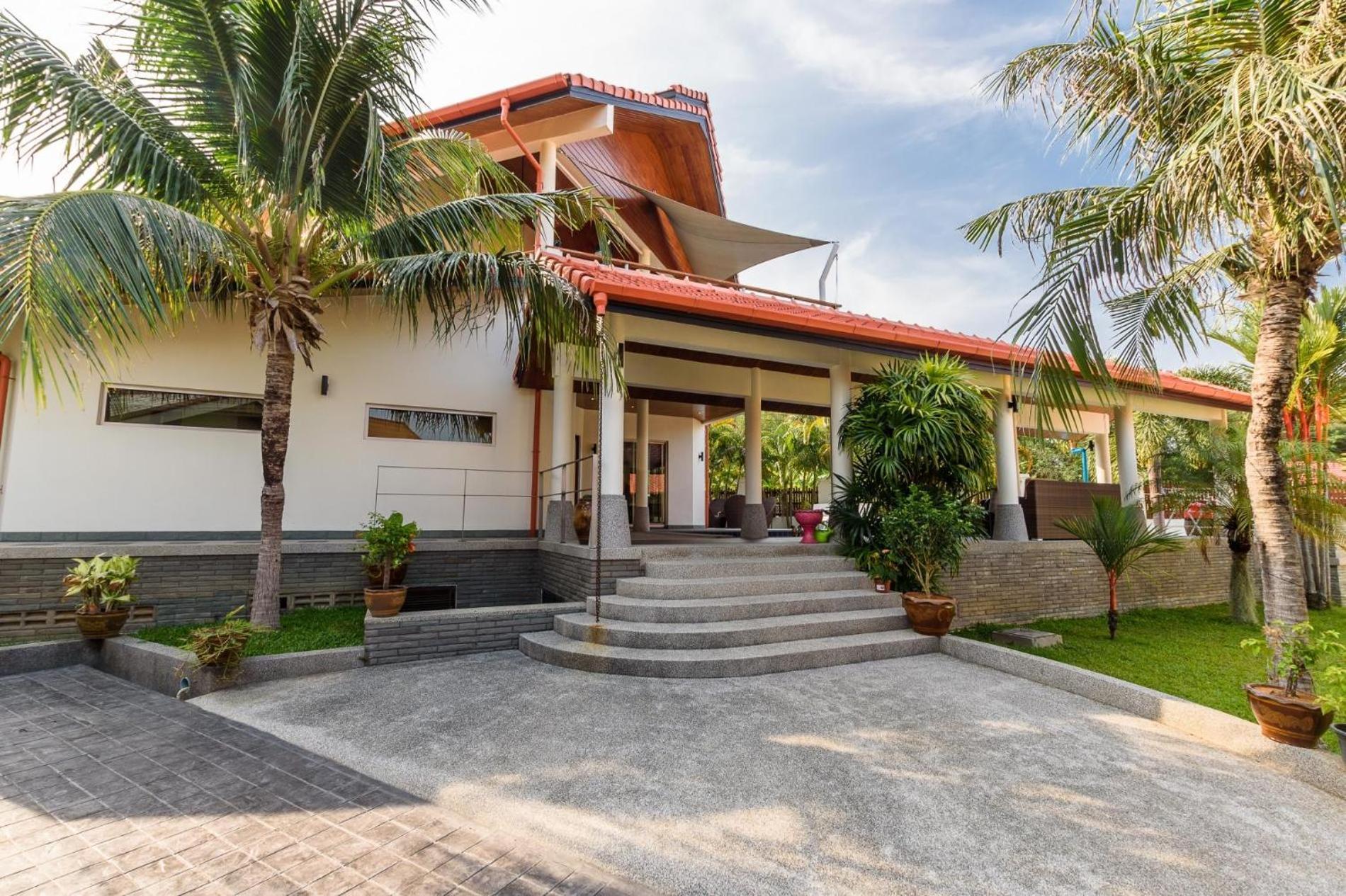 Amber Pool Villa Naiharn Rawai Exterior photo